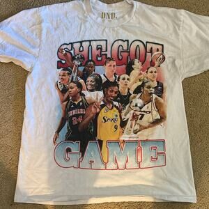 Game changers on a tee 🔥 Rep the WNBA legends in style Large